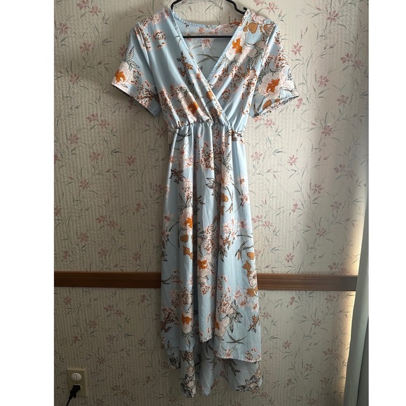 Dresses & Skirts - Floral High‎ Low Maxi Dress Light Blue V-Neck Short Sleeve Faux Wrap Tie Back